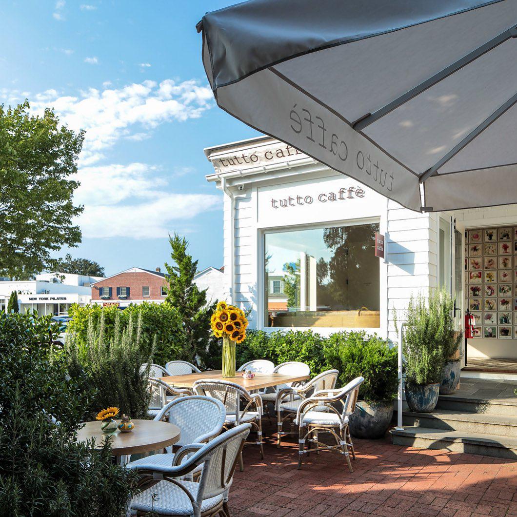 Exterior of Tutto Cafe in the summer in the Hamptons